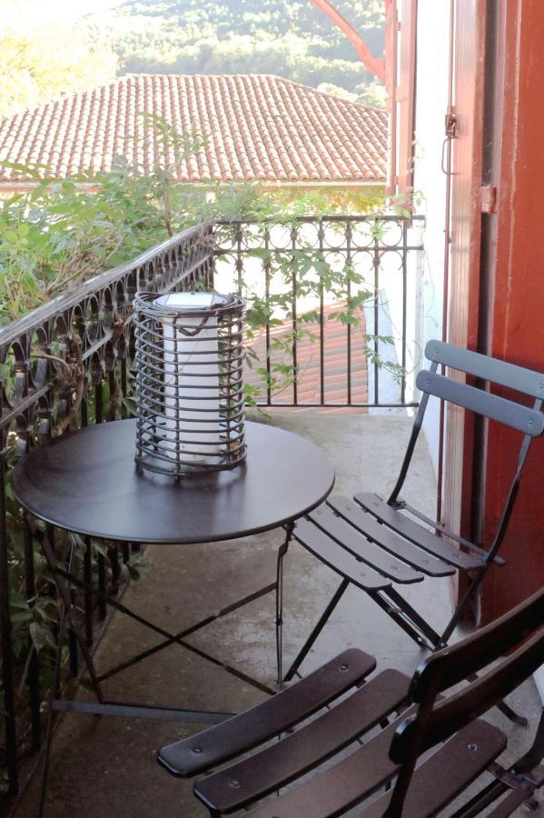 Logis Hotel Du Chene イッツァス エクステリア 写真