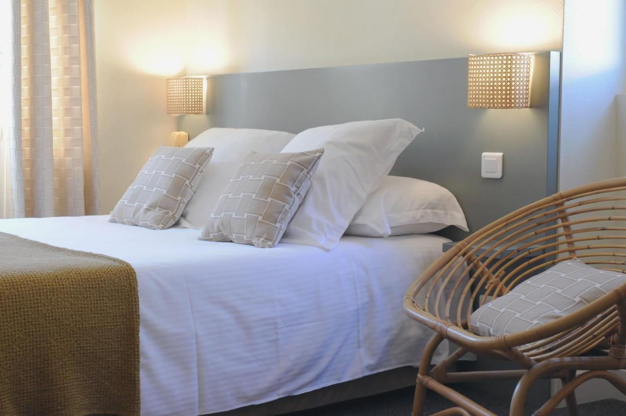 Logis Hotel Du Chene イッツァス エクステリア 写真