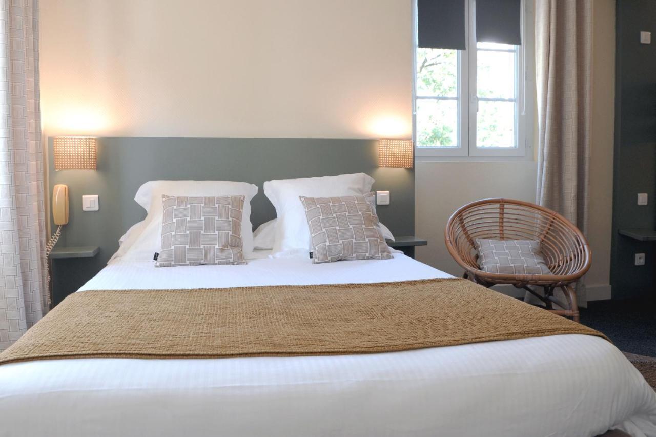 Logis Hotel Du Chene イッツァス エクステリア 写真