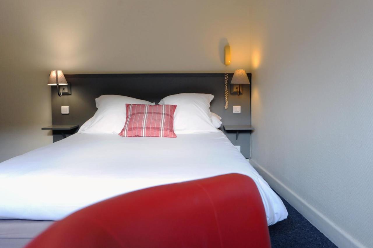 Logis Hotel Du Chene イッツァス エクステリア 写真