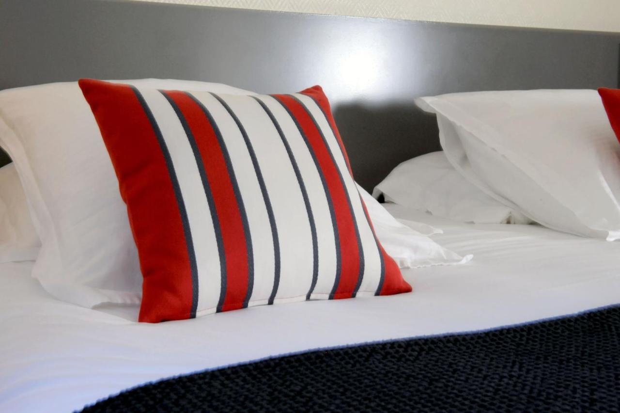 Logis Hotel Du Chene イッツァス エクステリア 写真