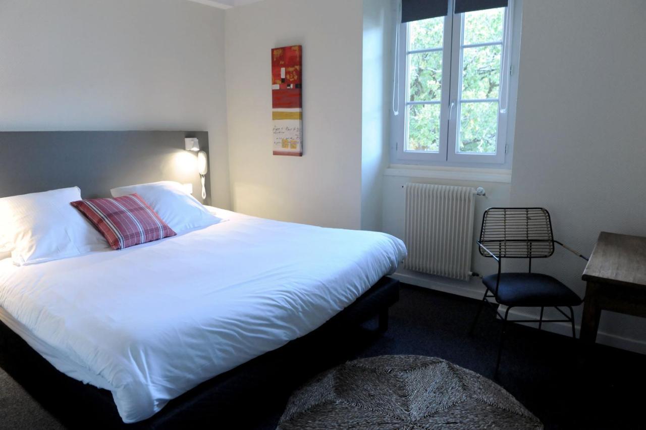 Logis Hotel Du Chene イッツァス エクステリア 写真