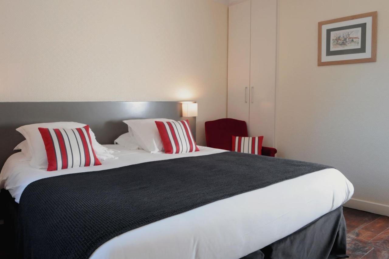 Logis Hotel Du Chene イッツァス エクステリア 写真