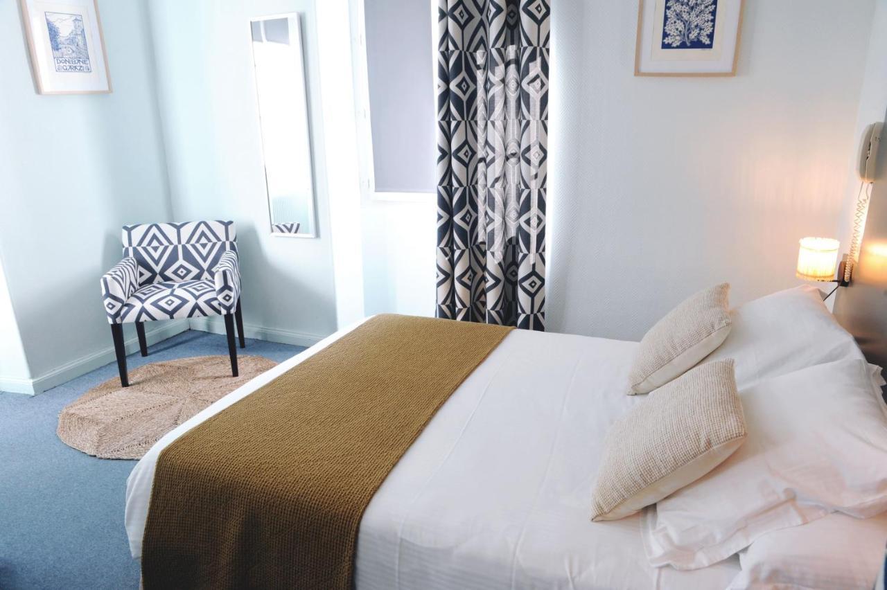 Logis Hotel Du Chene イッツァス エクステリア 写真
